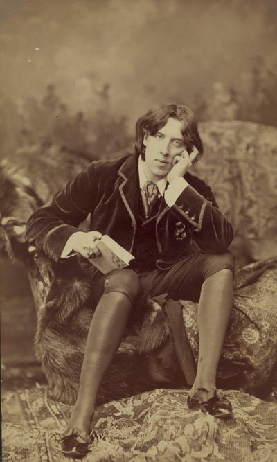 Oscar Wilde, 1882 by Napoleon Sarony